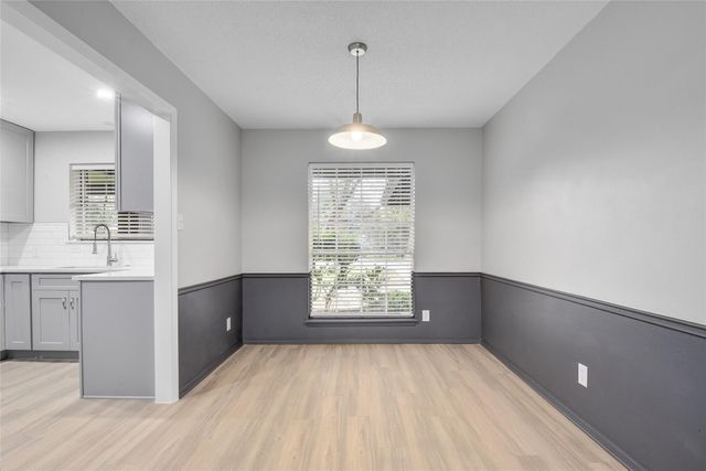 5803 Lewood DR, Austin, TX 78745