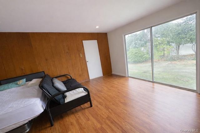 363 Oxhead Road, Stony Brook, NY 11790