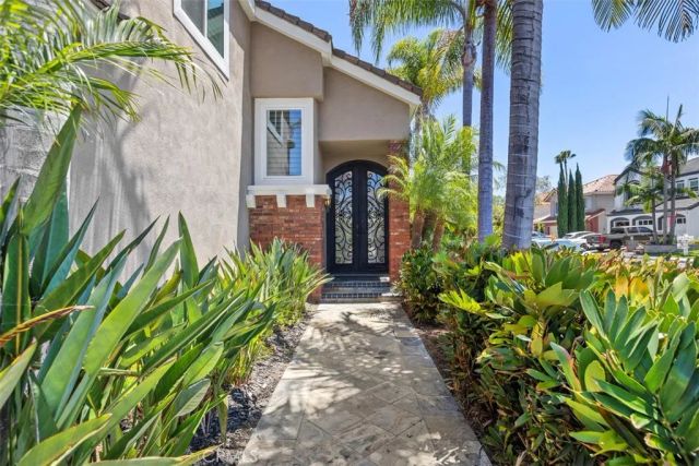 26 Larkfield Ln, Laguna Niguel, CA 92677