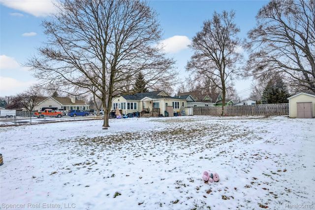 4694 High Street, Independence Charter Township, MI 48346