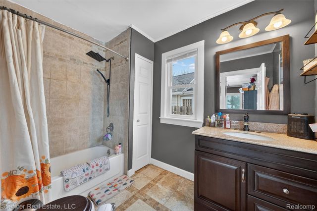 4694 High Street, Independence Charter Township, MI 48346