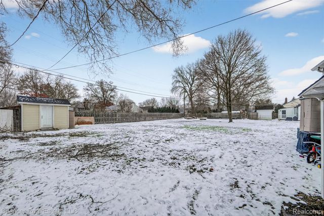 4694 High Street, Independence Charter Township, MI 48346