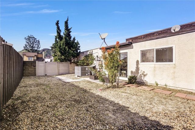 3543 Spanish Gate, Newbury Park, CA 91320