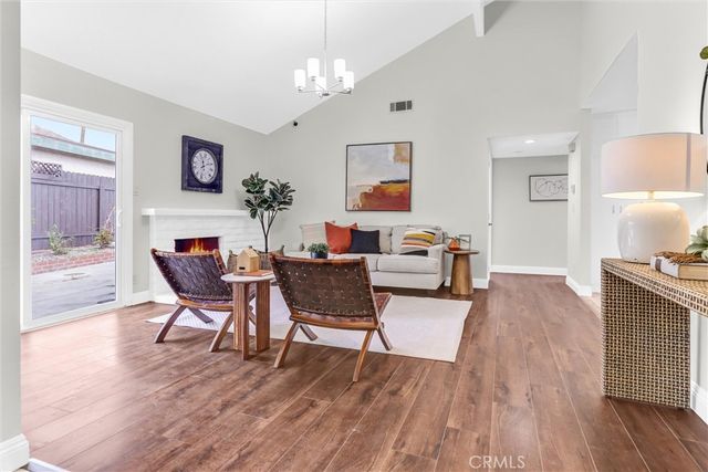 3543 Spanish Gate, Newbury Park, CA 91320