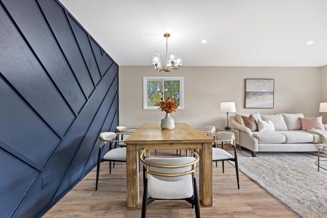 6560 W Carolann DRIVE, Brown Deer, WI 53223