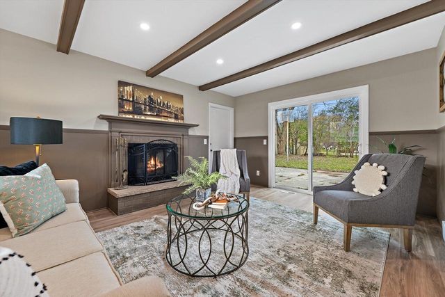 6560 W Carolann DRIVE, Brown Deer, WI 53223