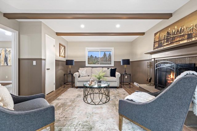 6560 W Carolann DRIVE, Brown Deer, WI 53223