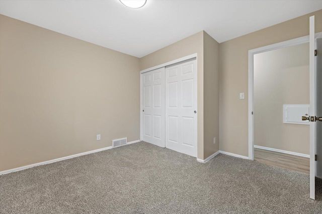 6560 W Carolann DRIVE, Brown Deer, WI 53223