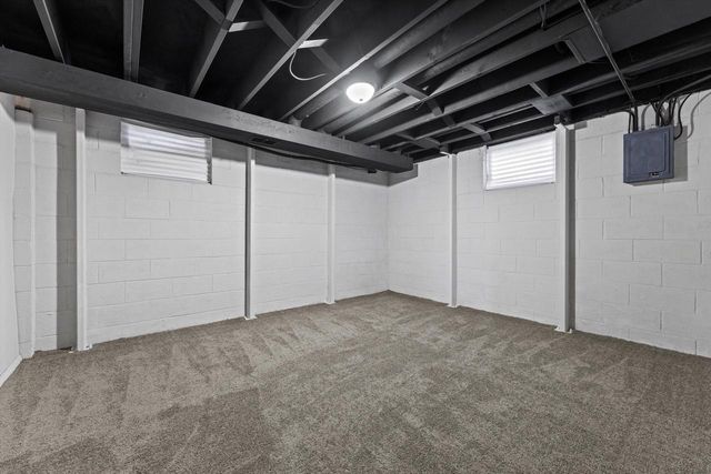 6560 W Carolann DRIVE, Brown Deer, WI 53223