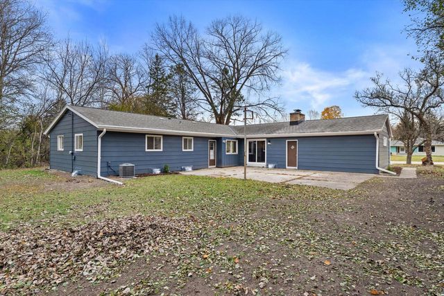 6560 W Carolann DRIVE, Brown Deer, WI 53223