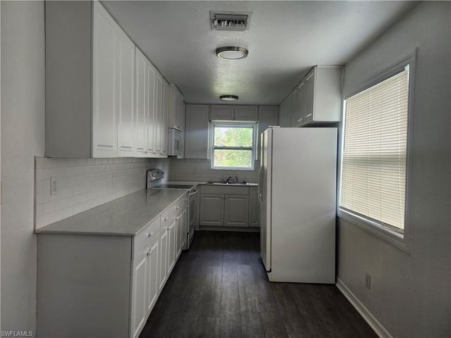 3616 Pearl ST 6, Fort Myers, FL 33916