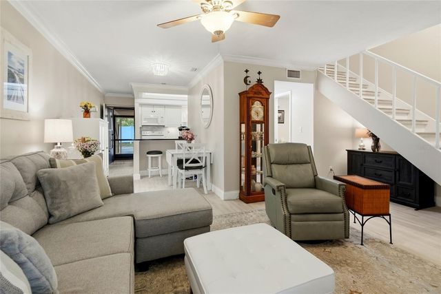8003 JASMINE DRIVE 8003, Tampa, FL 33637