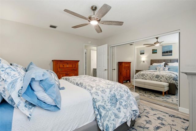 8003 JASMINE DRIVE 8003, Tampa, FL 33637