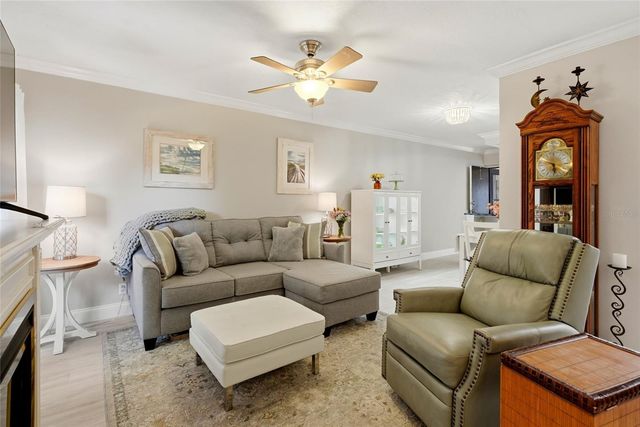 8003 JASMINE DRIVE 8003, Tampa, FL 33637