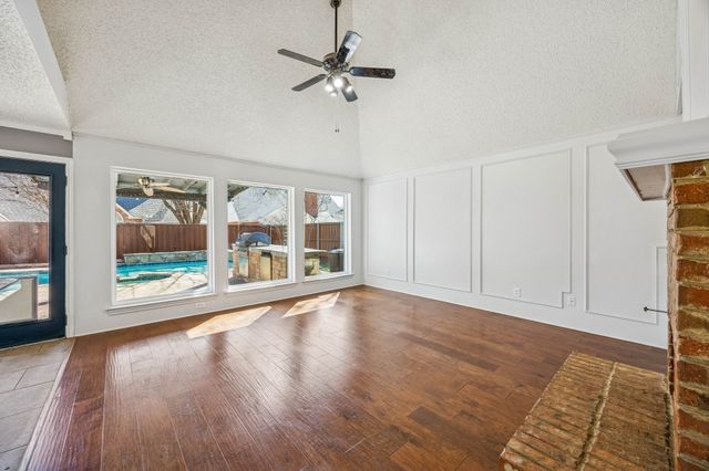 2215 Cimarron Rd, Mckinney, TX 75072