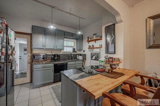 441 S Grant Avenue, Pocatello, ID 83204