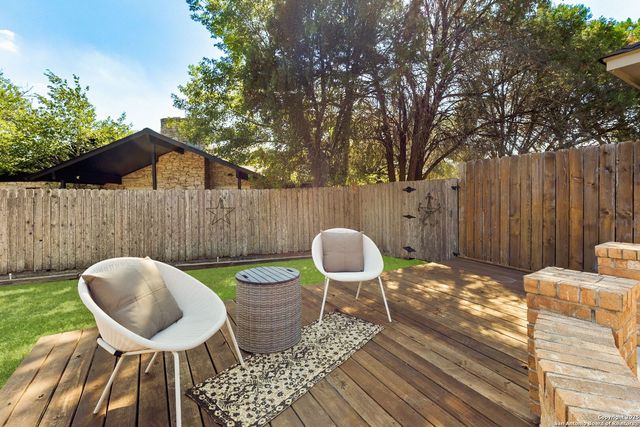 1633 Willow, Seguin, TX 78155