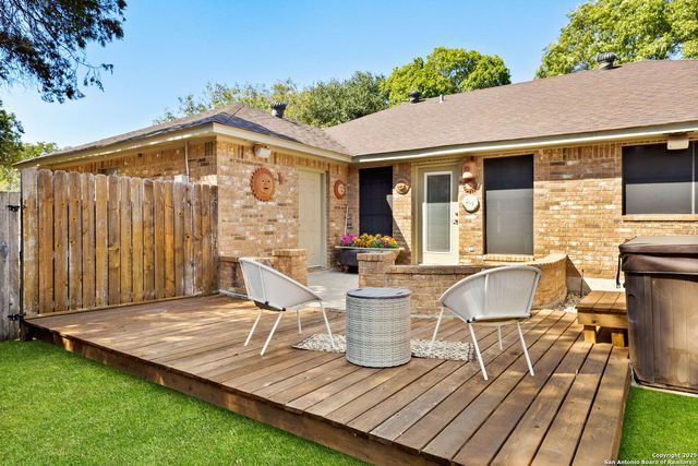 1633 Willow, Seguin, TX 78155