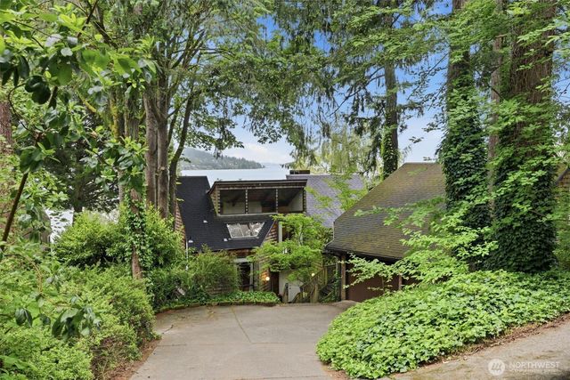500 W Lake Sammamish Parkway NE, Bellevue, WA 98008