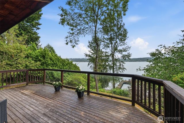 500 W Lake Sammamish Parkway NE, Bellevue, WA 98008