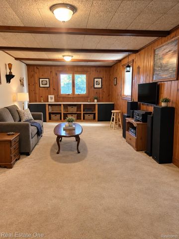 2608 Watonga Drive, Commerce Charter Township, MI 48382
