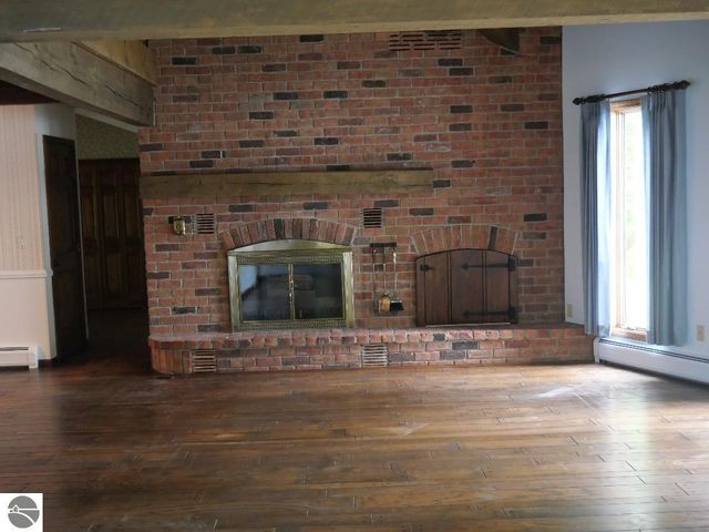 3071 NW Torch Lake Drive, Kewadin, MI 49648