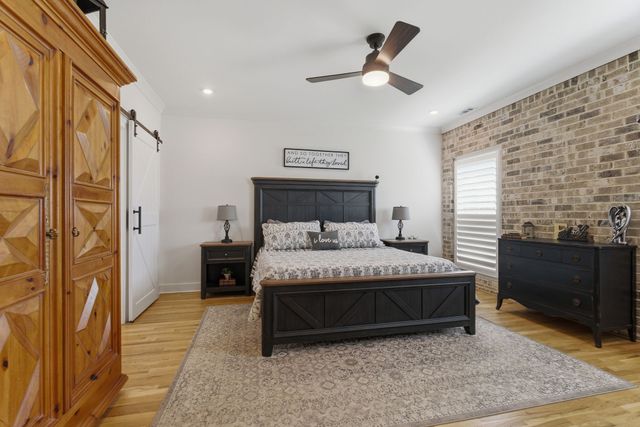 3705 Carriage Dr, Murfreesboro, TN 37128