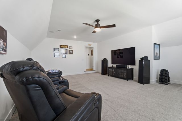 3705 Carriage Dr, Murfreesboro, TN 37128