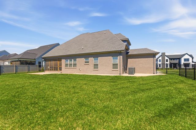 3705 Carriage Dr, Murfreesboro, TN 37128