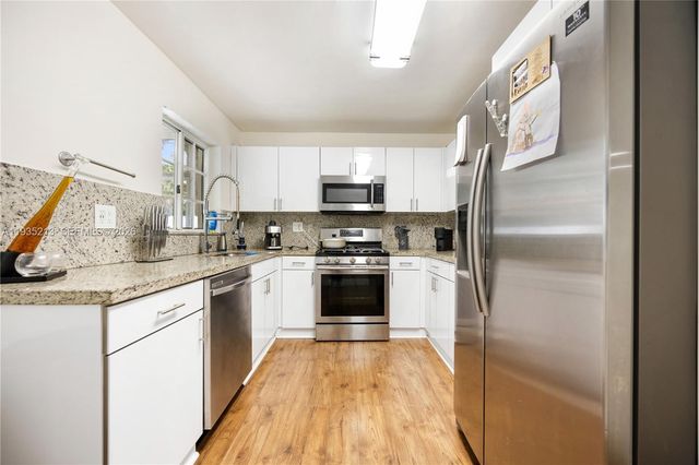 15010 NE 7th Ave, Miami, FL 33161