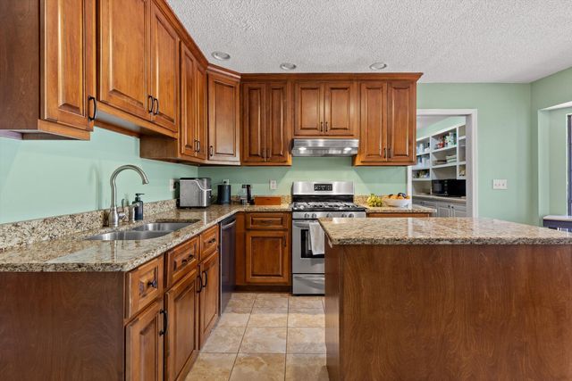 9118 Tennga Lane, Chattanooga, TN 37421