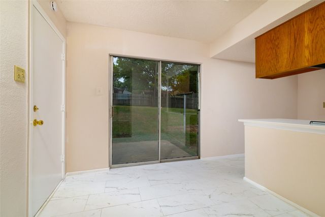 6410 Springfield Drive, Arlington, TX 76016