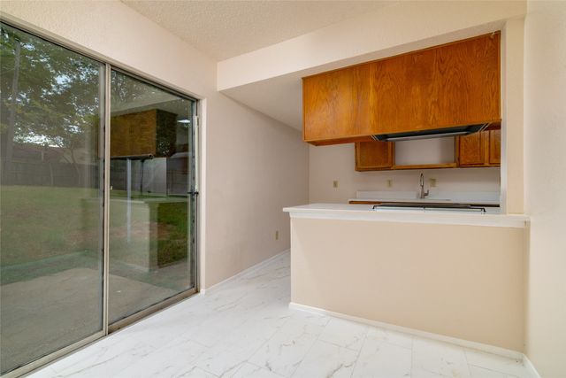 6410 Springfield Drive, Arlington, TX 76016