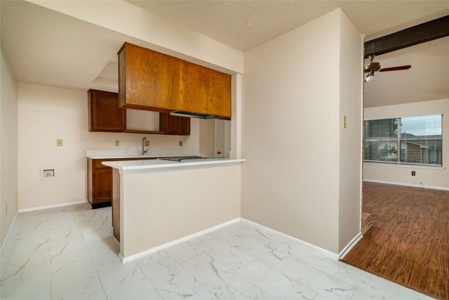 6410 Springfield Drive, Arlington, TX 76016