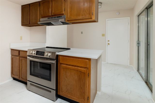 6410 Springfield Drive, Arlington, TX 76016