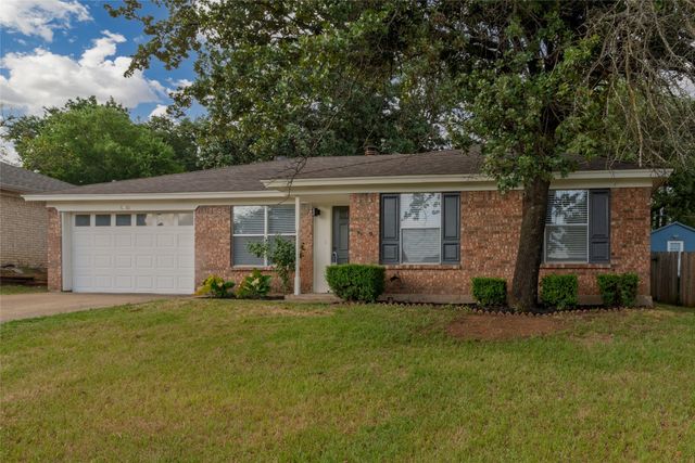 6410 Springfield Drive, Arlington, TX 76016