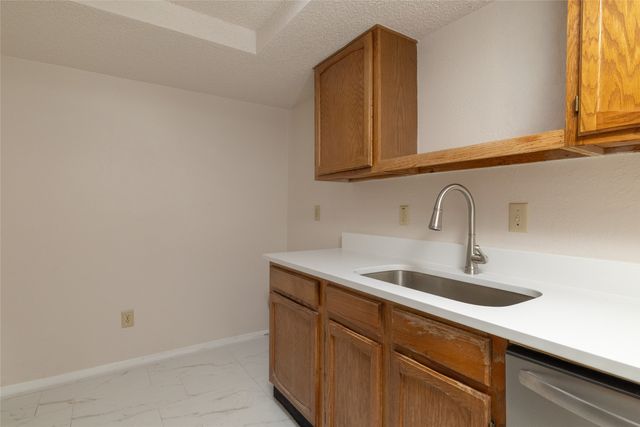 6410 Springfield Drive, Arlington, TX 76016