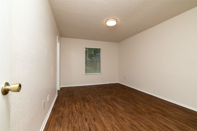 6410 Springfield Drive, Arlington, TX 76016