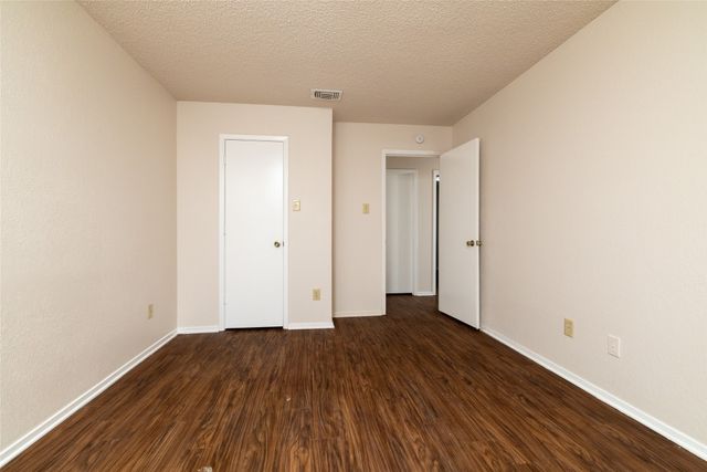 6410 Springfield Drive, Arlington, TX 76016