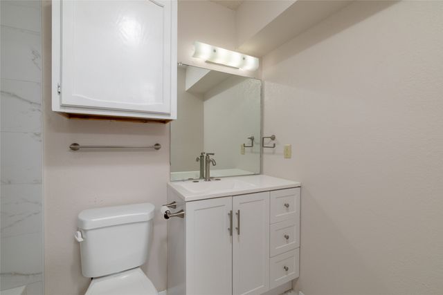 6410 Springfield Drive, Arlington, TX 76016
