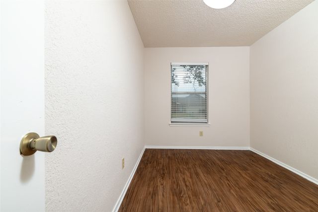 6410 Springfield Drive, Arlington, TX 76016