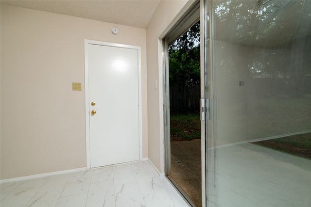 6410 Springfield Drive, Arlington, TX 76016