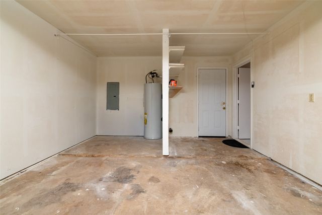 6410 Springfield Drive, Arlington, TX 76016