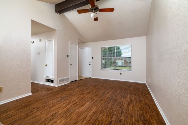 6410 Springfield Drive, Arlington, TX 76016