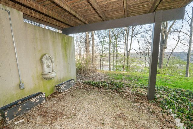 2858 Cliffview Court, Villa Hills, KY 41017