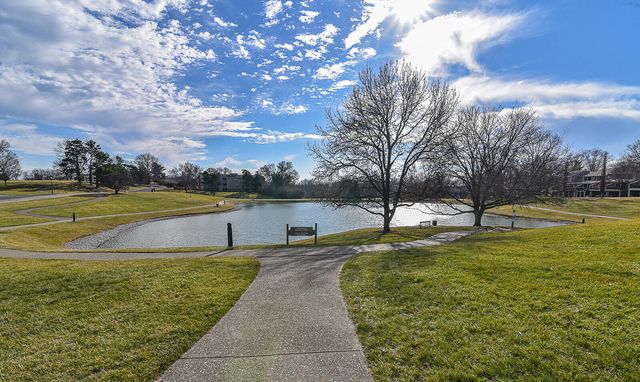 2858 Cliffview Court, Villa Hills, KY 41017