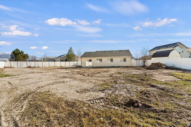 4240 W 5300 S, Roy, UT 84067