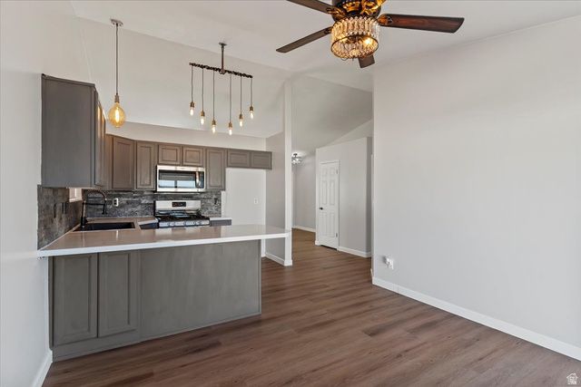 4240 W 5300 S, Roy, UT 84067