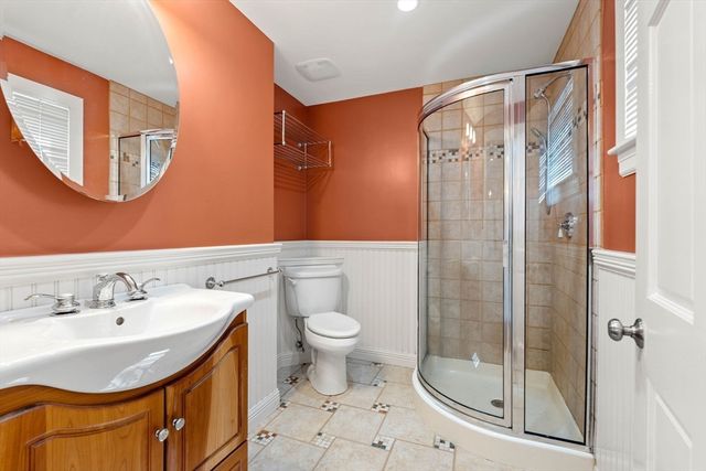 26 Karolyn Circle, Nahant, MA 01908