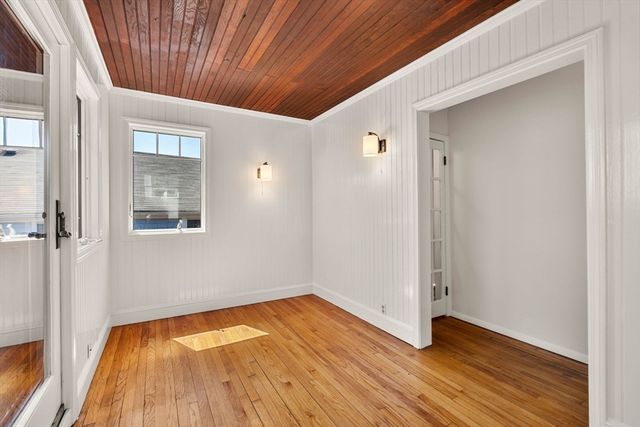 26 Karolyn Circle, Nahant, MA 01908